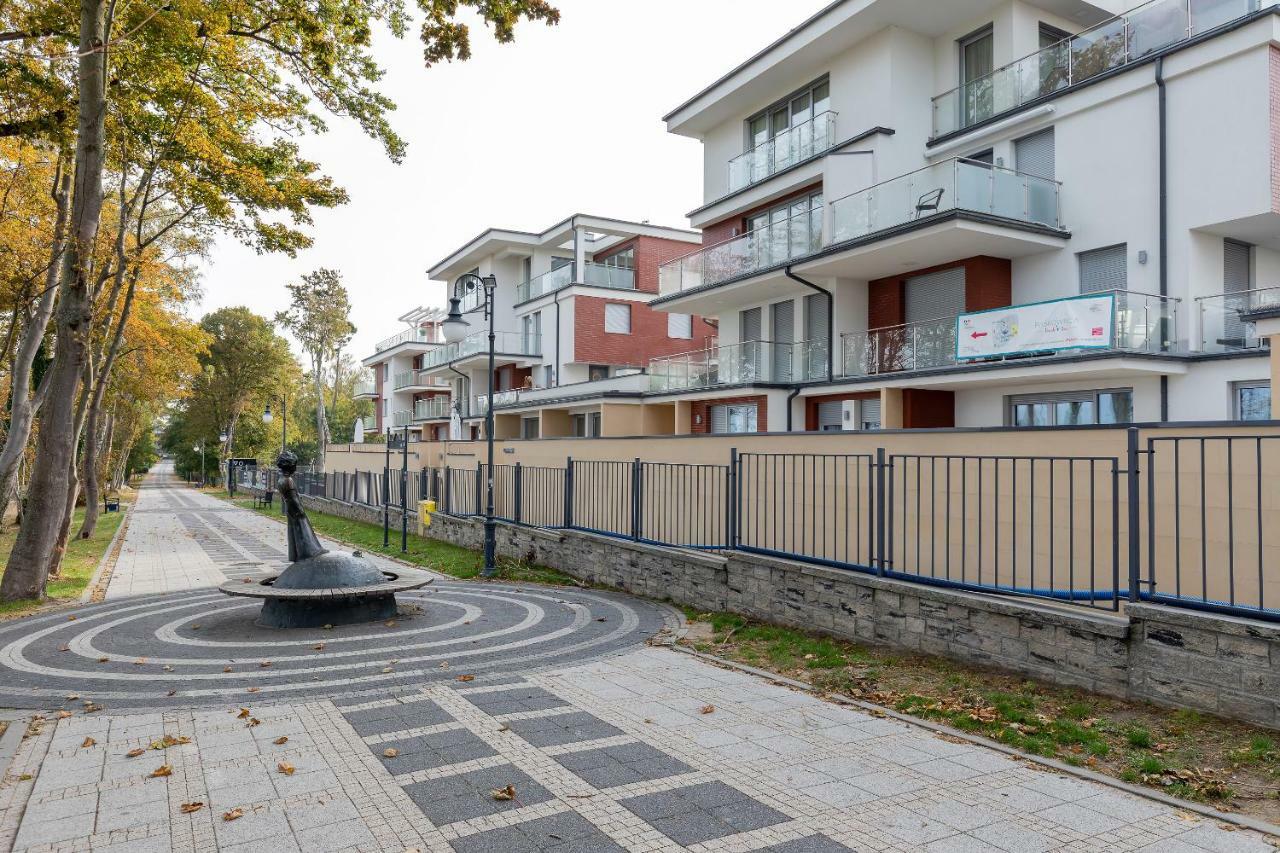 Premium Apartamenty Klifowa Rewal Eksteriør billede